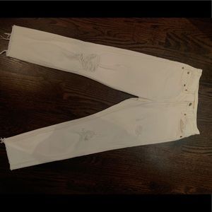 Levi’s Wedgie white jeans